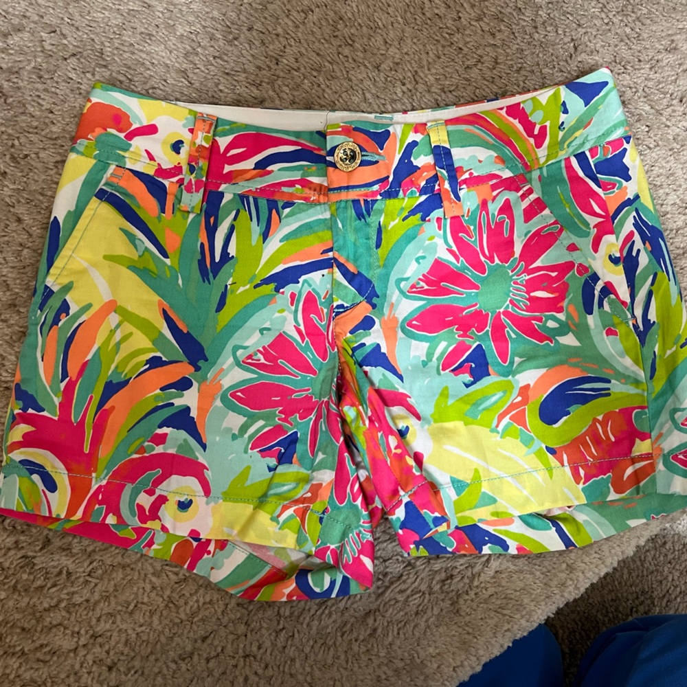 Lilly Pulitzer shorts size 00